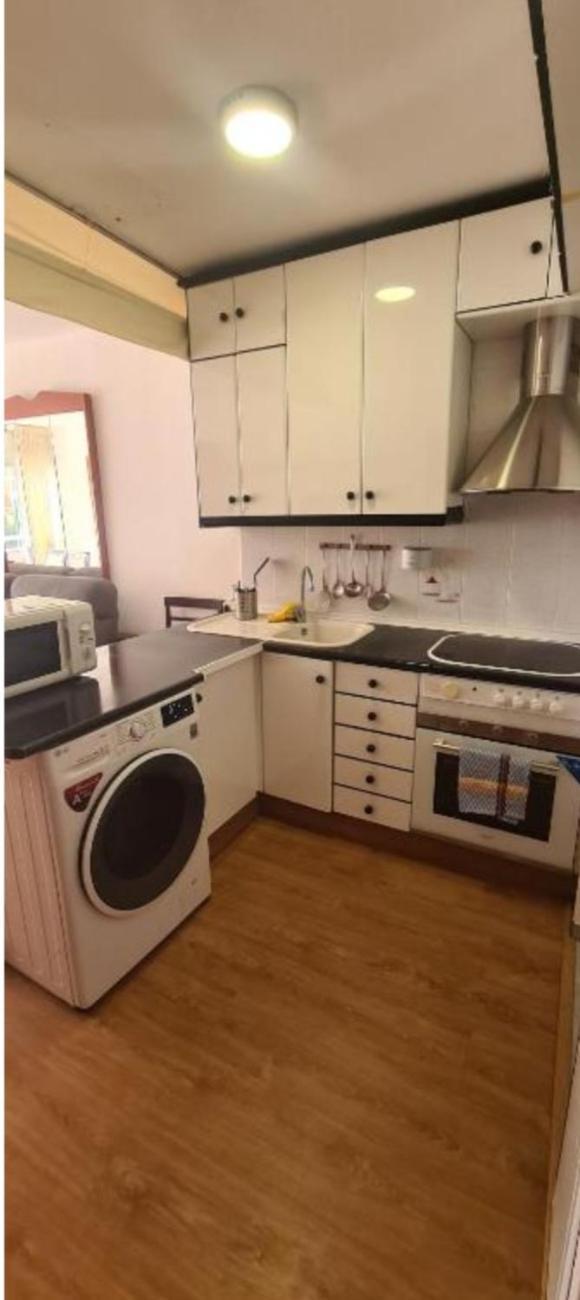 Benidorm Apartment Luaran gambar